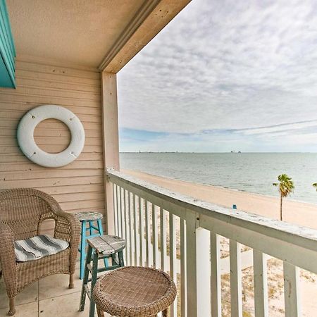 Oceanfront Corpus Christi Condo With Pool! Exterior photo