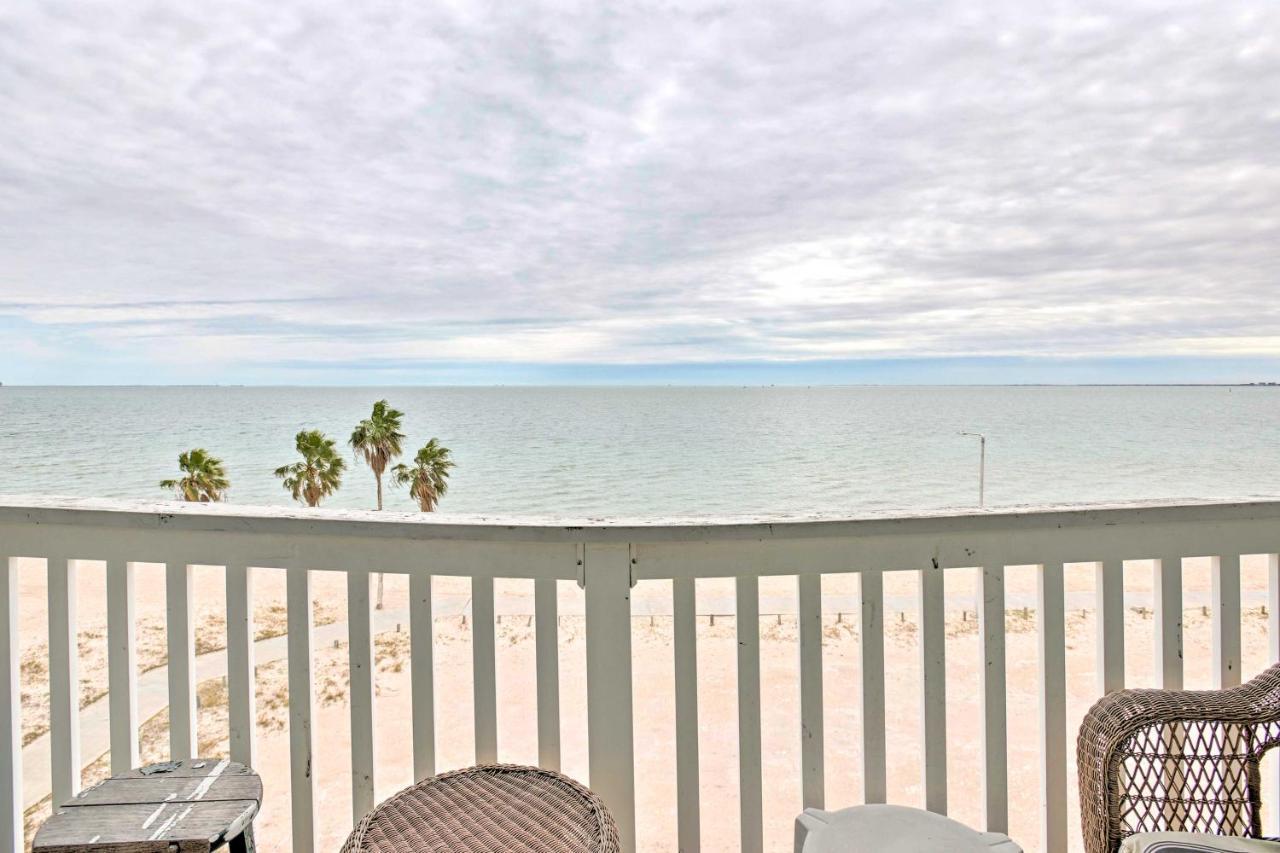 Oceanfront Corpus Christi Condo With Pool! Exterior photo