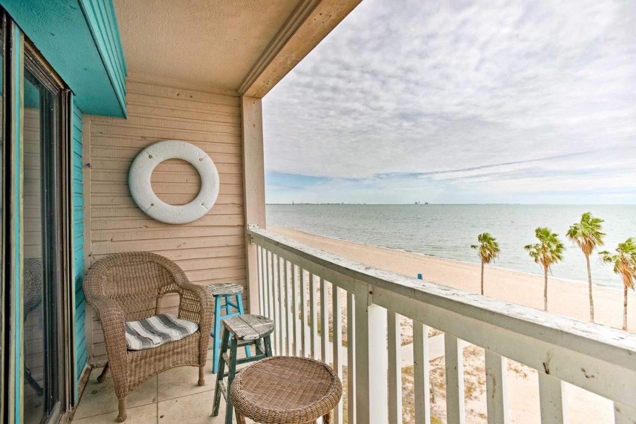 Oceanfront Corpus Christi Condo With Pool! Exterior photo